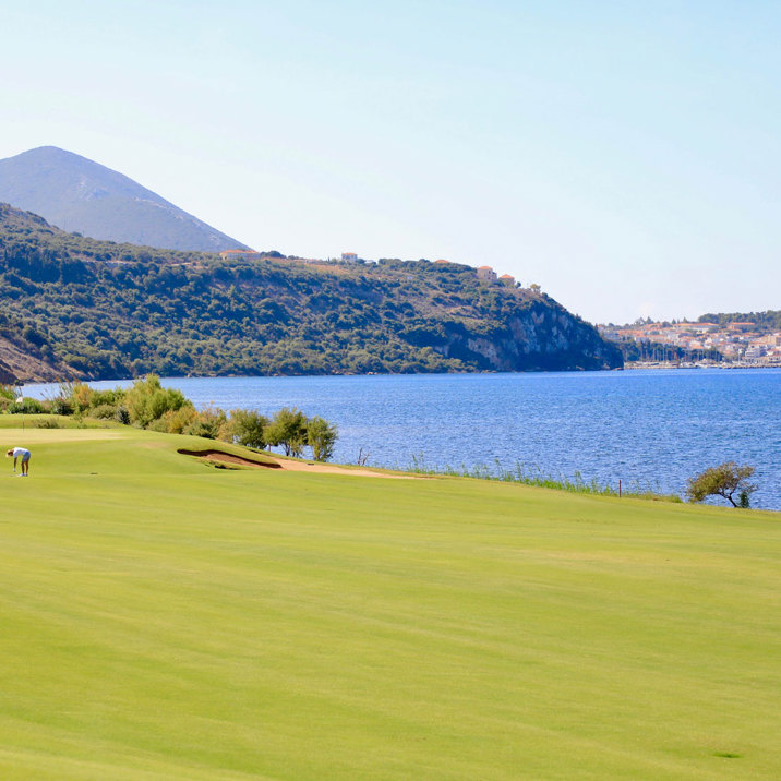 wide coastal golf course 